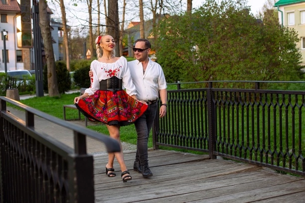 Przepiękna tancerka Aleksandra Żłobecka z 17-letnim doświadczeniem w klipie disco polo! Zobaczcie zdjęcia! 