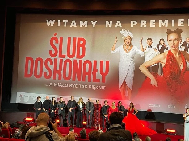 Wokalista zespołu disco polo Weekend na premierze filmu ŚLUB DOSKONAŁY, w którym zagrał! Radek Liszewski porzuci muzykę dla aktorstwa?