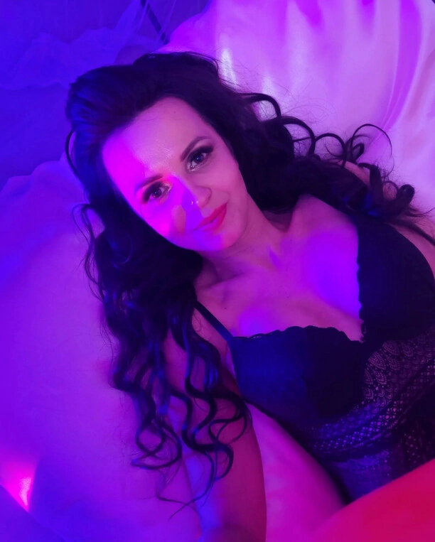 Karina Malinowska - Czadowa Mamuśka gorące zdjęcia w bieliźnie! 