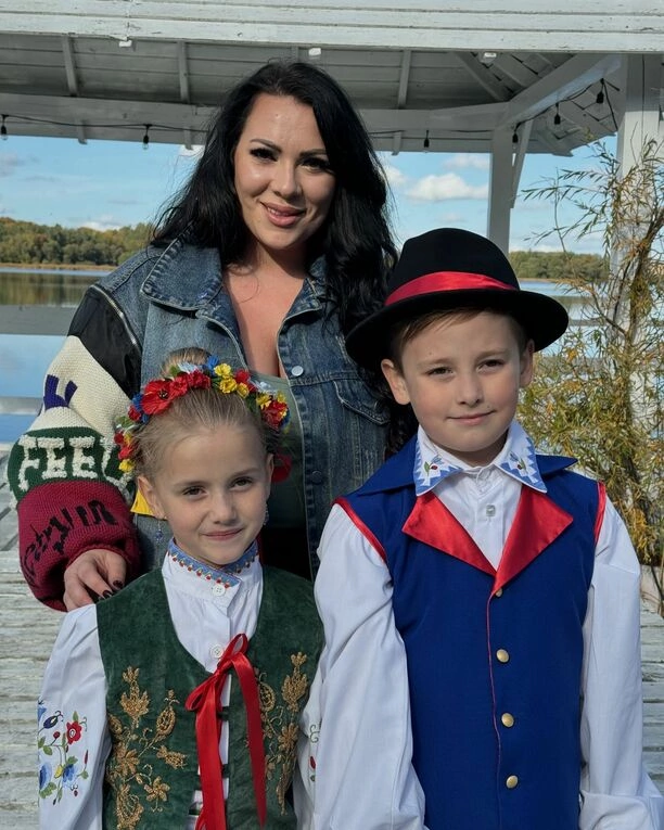 Kaszubska Influencerka łączy tradycję z latino! Nowy hit „Latino, Latino„ podbije parkiety?