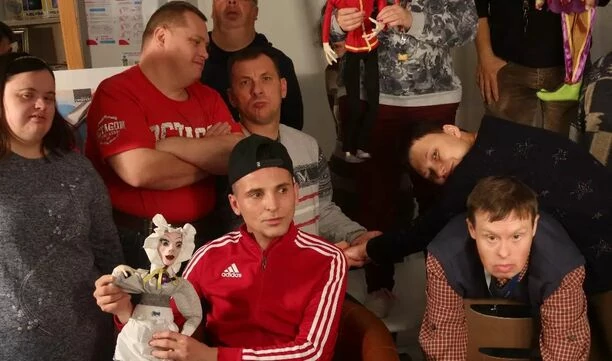 Wzruszające chwile w życiu gwiazdora zespołu Milano! Artysta disco polo odwiedził wyjątkowych fanów! 