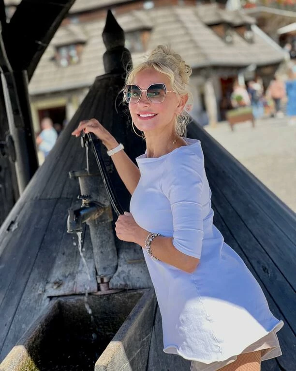 Znana wokalistka disco polo wybrała się na wspinaczkę w obcasach! Jak sama przyznała, nie miała innego wyjścia! 