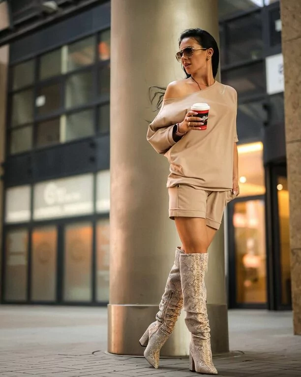 Gorące ujęcia wokalistki disco polo rozgrzewają do czerwoności! Gwiazda wygląda jak ze światowego wybiegu! 