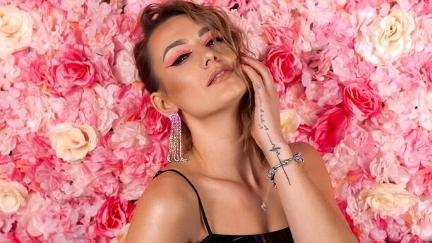 Zmysłowe gwiazdy zespołu Top Girls czarują w sieci! Gorące zdjęcia to zaproszenie!