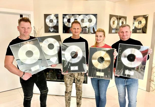 Sukces formacji Mig! Rodzina Gwiazdowskich pochwaliła się wielkim osiągnięciem. Teraz już mają wszystko?! 