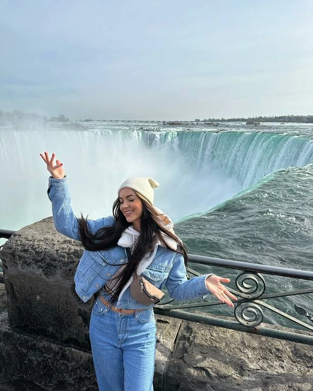 Angelika Żmijewska i Paula Karpowicz-Zimecka w wyjątkowych zdjęciach prosto z Kanady!