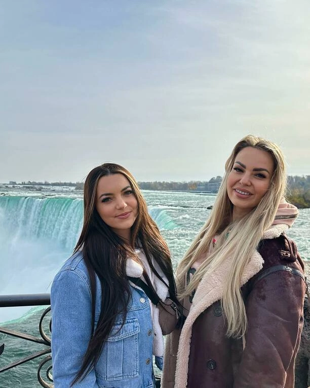 Angelika Żmijewska i Paula Karpowicz-Zimecka w wyjątkowych zdjęciach prosto z Kanady!