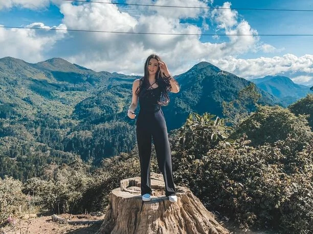 Obłędna Angelika Żmijewska z duetu Topky na zagranicznych wakacjach! Gorące kadry wokalistki disco polo rozpalają zmysły! 