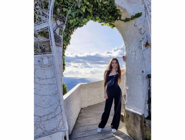 Obłędna Angelika Żmijewska z duetu Topky na zagranicznych wakacjach! Gorące kadry wokalistki disco polo rozpalają zmysły! 