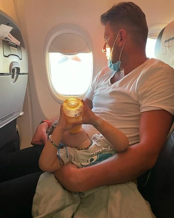 Uwielbiany wokalistka disco polo Sylwester Gazda Power Play pochwalił się synem ”Podobno, podobny”. Fani pod wrażeniem!