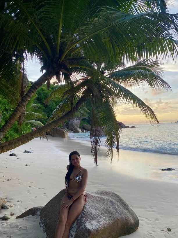 Seszele - raj na ziemi! Mała Czarna wzięła ślub i pokazuje, jak spędza romantyczne wakacje na archipelagu