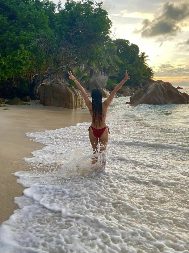 Seszele - raj na ziemi! Mała Czarna wzięła ślub i pokazuje, jak spędza romantyczne wakacje na archipelagu