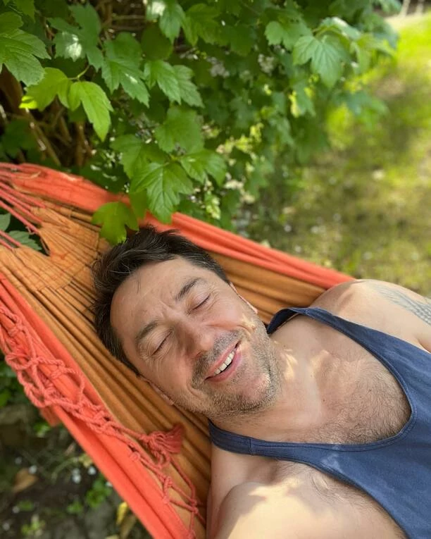 Marcin Miller pokazuje swój dom! Co skrywa działka gwiazdora disco polo?! Zobacz jak mieszka!