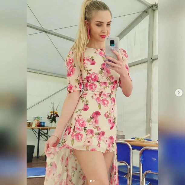 Dołączyła do Top Girls i podbija świat disco polo!  Natalia Siemieniecka zachwyca na Instagramie!