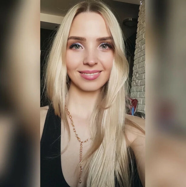 Dołączyła do Top Girls i podbija świat disco polo!  Natalia Siemieniecka zachwyca na Instagramie!