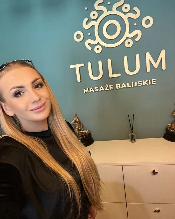 Wygląda obłędnie! Joanna Narożna to faktycznie najpiękniejsza żona w świecie disco polo?! Zobaczcie te zdjęcia! Opadną Wam szczęki!