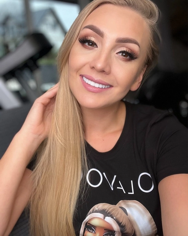 Wygląda obłędnie! Joanna Narożna to faktycznie najpiękniejsza żona w świecie disco polo?! Zobaczcie te zdjęcia! Opadną Wam szczęki!