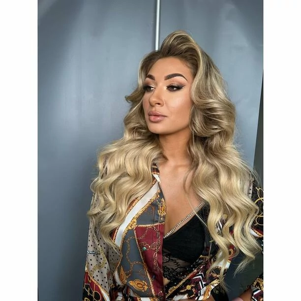 Małgorzata Grabda z zespołu Camasutra wygląda jak królowa?! Piękny makijaż i idealnie ułożone włosy! 