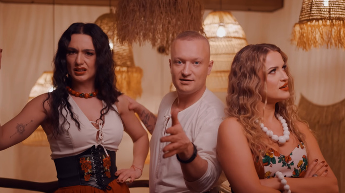 100 tysięcy dla „Mi Amore”. Czy Justyna Lubas i Alexa & Fonzy trafili w trend! To nowy hit disco polo?