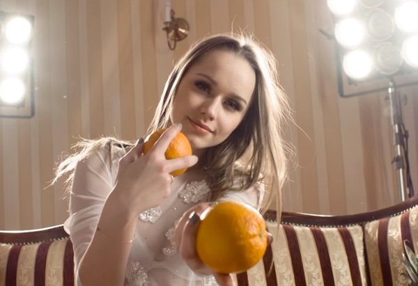 Milion w 10 dni „Ona lubi pomarańcze”