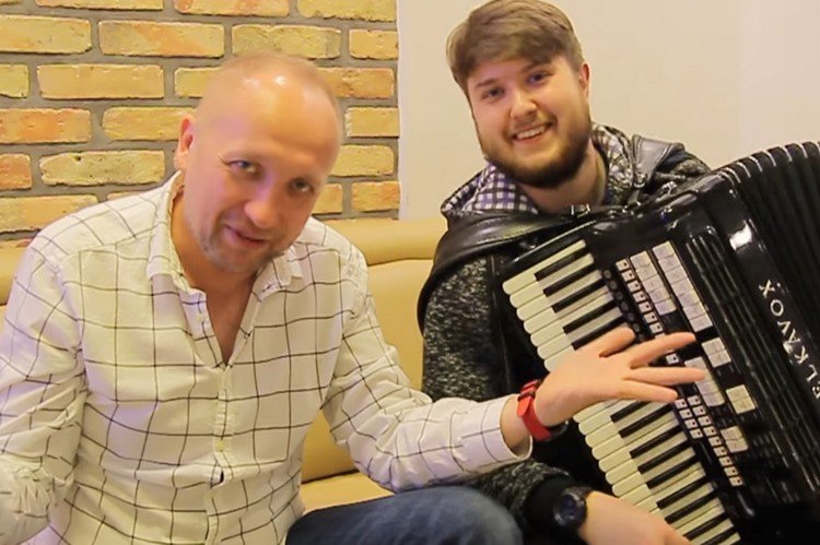 Focus i Lukaszkowy śpiewają dla disco-polo.info | VIDEO