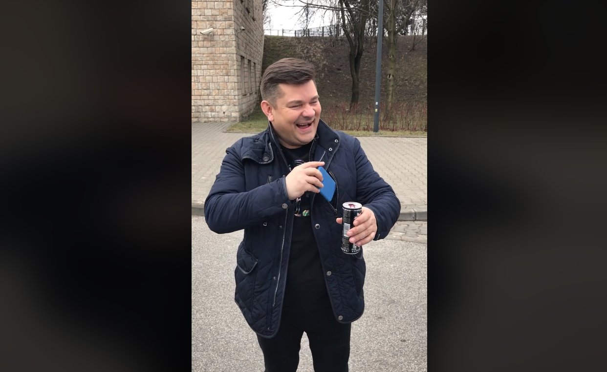 Zenon Martyniuk żartownisiem! Fani rozbawieni | VIDEO