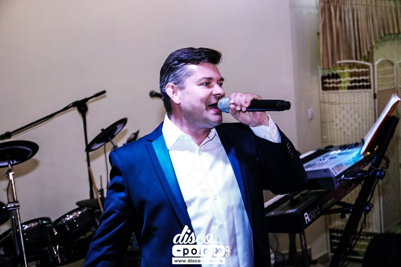 Zenon Martyniuk Akcent zaśpiewał na weselu syna! Zobaczcie wzruszające VIDEO dostępne wyłącznie u nas!