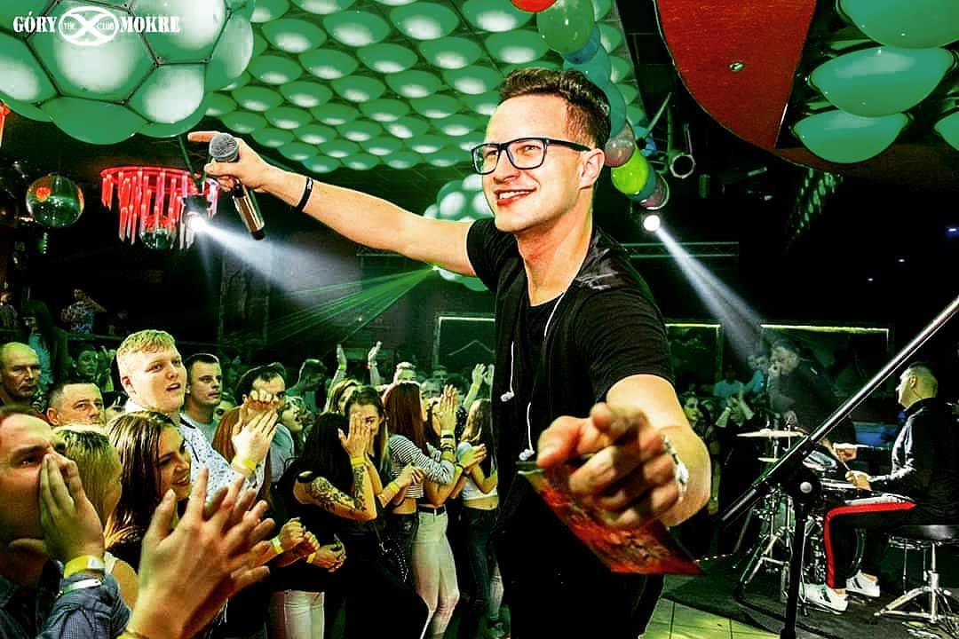 Gwiazdor disco polo zdradził kulisy swojej kariery | VIDEO 