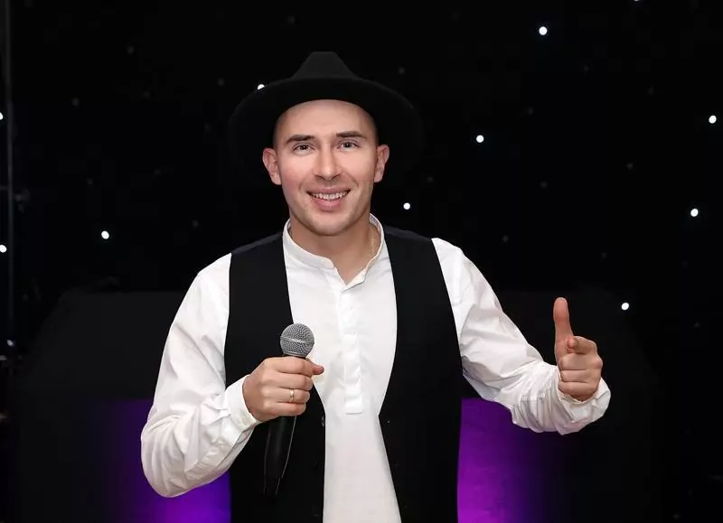 Muzyka weselna... Przy czym się bawią się Polacy? | VIDEO