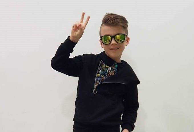 Nowy książę muzyki disco polo! 9-letni wokalista oczaruje branżę?! | VIDEO