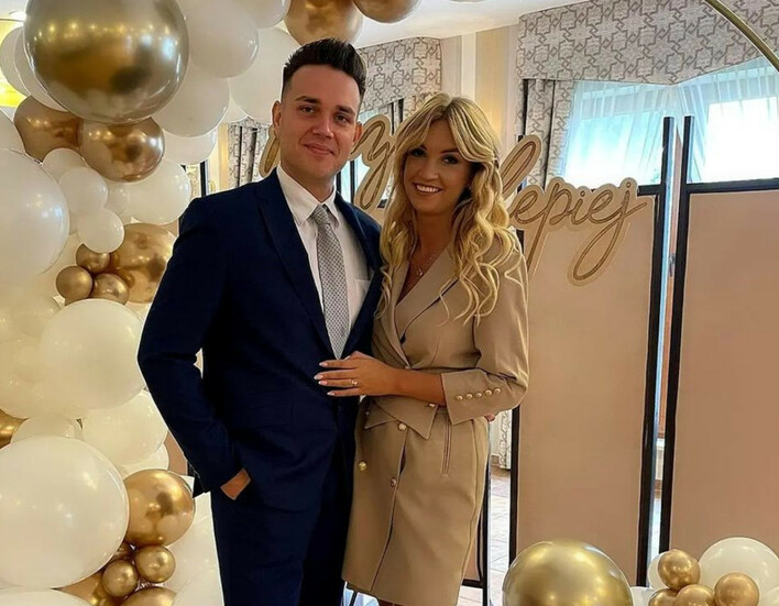 Gwiazdor disco polo ochrzcił córkę! Do sieci trafiła rodzinna galeria zdjęć!