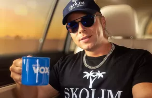 Ale reklama! Skolim gwiazdą spotów VOX FM