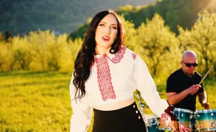 Czy „Góralskie życie" to letni hit Iwony Cichoń?