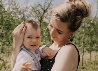 Czy mały Florian ma taneczny talent po dziadku Zenku? Faustyna Martyniuk pokazała, jak syn tańczy