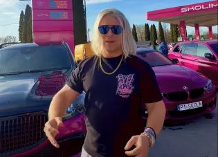 Czy Skolim ma najtańsze paliwo w Polsce? Wokalista pokazał ceny na swojej różowej stacji