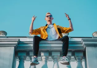 Damian Gwiazdowski (Spontan) - kim jest, ile ma lat, żona, dzieci, największe przeboje