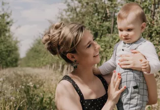 Faustyna Martyniuk pokazała synka po aferach męża. Internauci: „Cały Martyniuk"