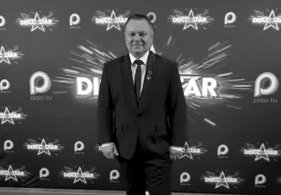 Gwiazda disco polo Robert Klatt w żałobie! Pożegnął ją poruszającym wpisem
