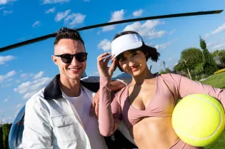Gwiazda Ekipy Friza śpiewa disco polo. Playboys i „Ta Jedyna" z Wiktorią Niekało