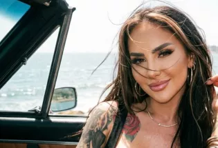 Klaudia Zielińska w bikini ledwie zakrywającym ciało. Gorące nagranie gwiazdy disco polo zwala z nóg