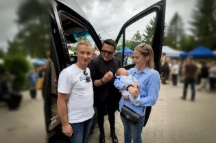 Kordian zszedł ze sceny i zamurowało go przy aucie. Ten maluszek nosi jego imię! (VIDEO)