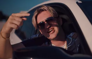 Latynoskie disco polo, które nie wychodzi z głowy. Raider ma przebój z „Zostań ze mną na noc”