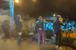 Ludzie w Wilkostowie oszaleli. Uwielbiane Milano zagrało „Dla nas"