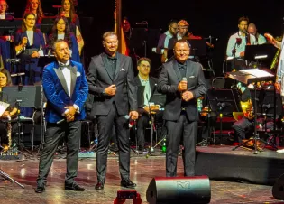 Marcin Miller i Classic w Rzymie. Pieśń dla Jana Pawła II z 2019 roku pierwszy raz na żywo