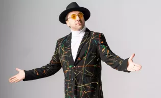 Kim będzie Marcin Miller w „Twoja Twarz Brzmi Znajomo" 18 września? Muzyk disco polo wylosował gwiazdę „Top Gun"