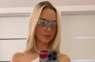Natalia Siemieniecka wygląda olśniewająco w domowej stylizacji. Tak prywatnie żyje wokalistka duetu XOXO