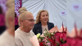 Niespodzianka na urodzinach Skolima! Jego mama i babcia dostały bukiety i nie kryły wzruszenia