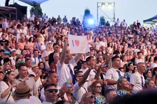 O której godzinie zaczynają się poprawiny w sobotę Festiwalu Weselnych Przebojów 2026 i gdzie oglądać koncert?