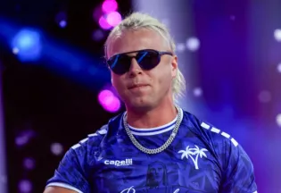 Parówki z autografem i tort w supermarkecie. Skolim w Oławie zamienił zakupy w wielką imprezę