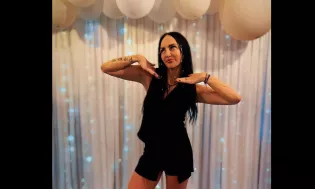 Paulina Basa rozebrała się na siłowni. Trening wokalistki disco polo rozgrzał sieć do czerwoności